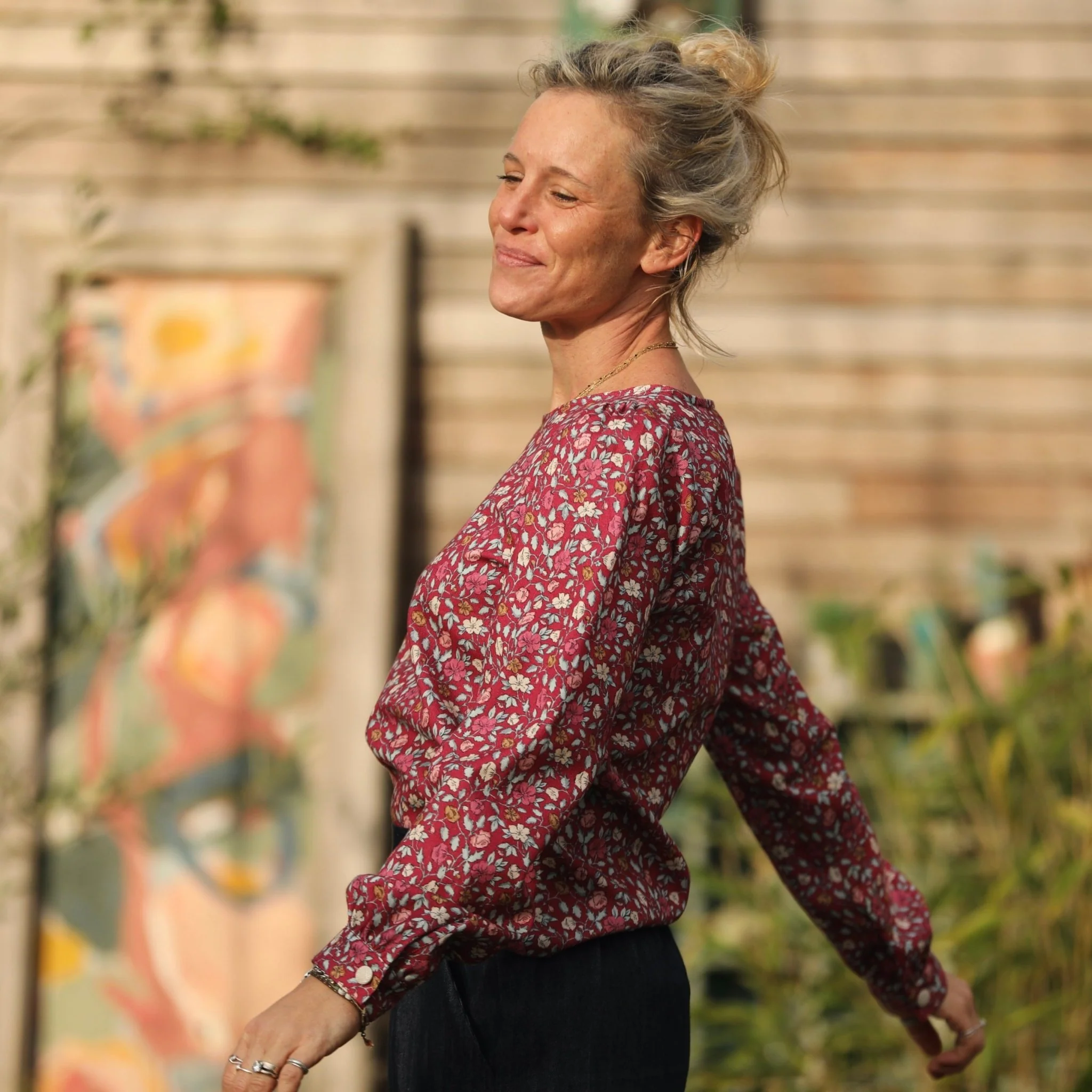 Blouse Amarante - bel armuré fleuri grenat - Image 6