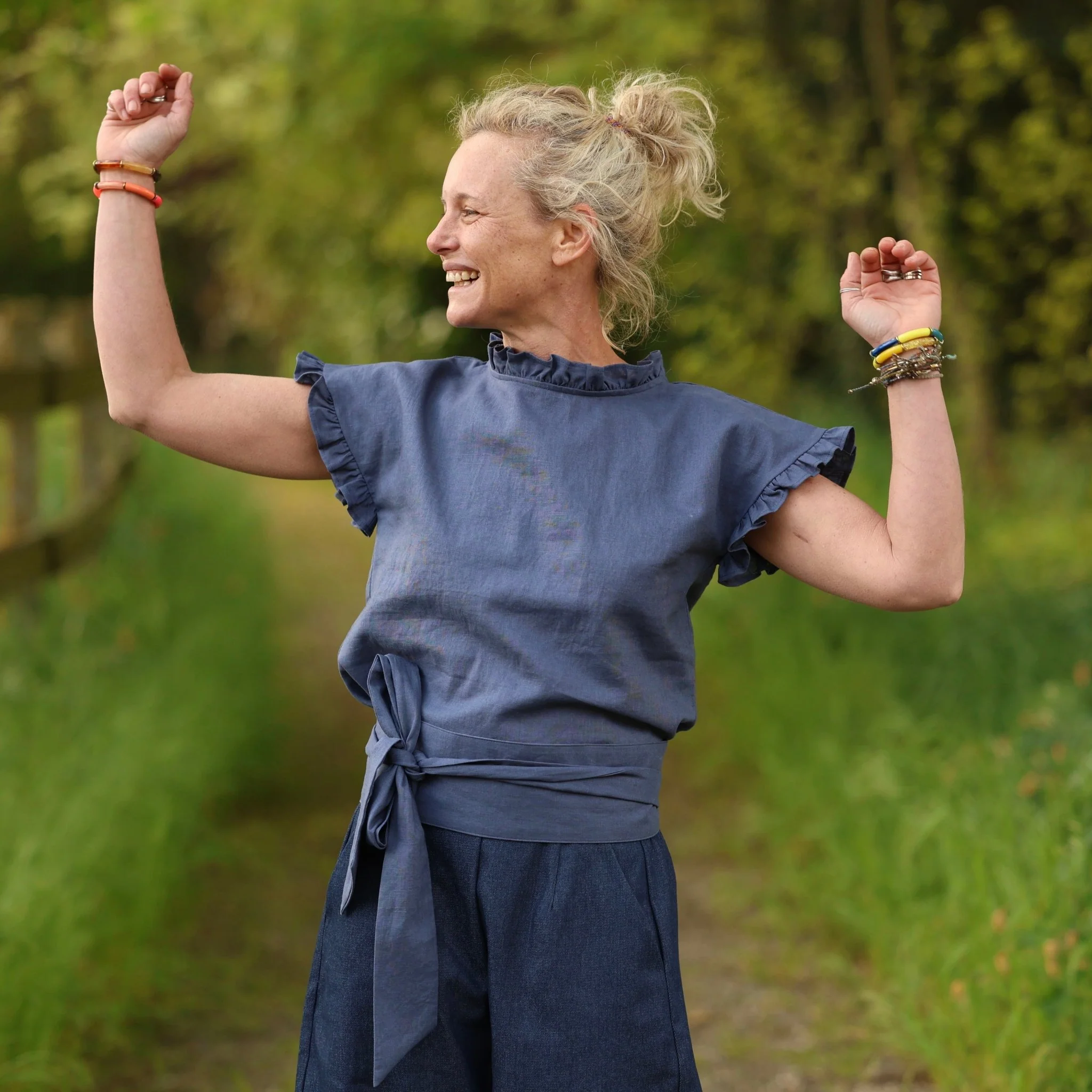 Blouse Camélia – Lin bleu jeans - Image 5