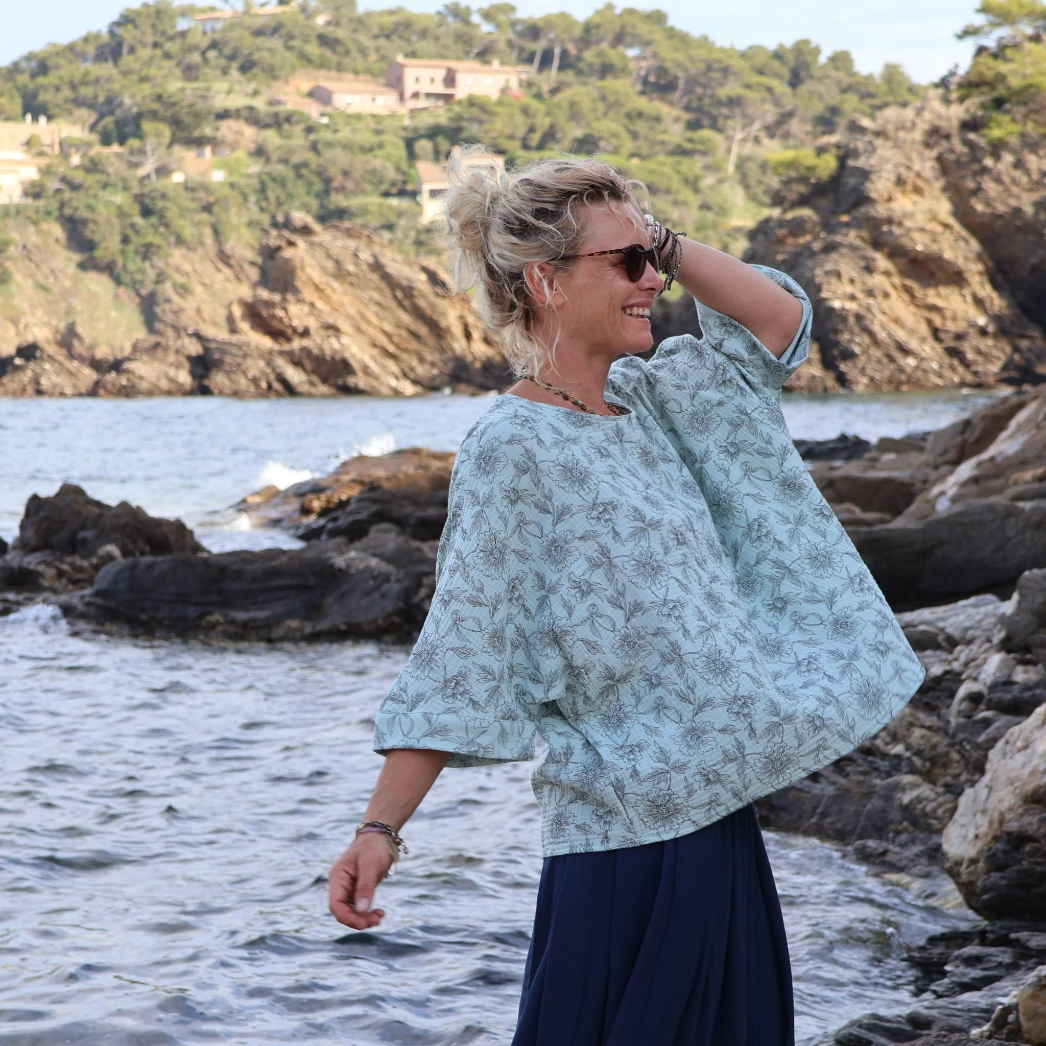 Blouse Nao - double gaze de coton vert pastel fleuri - Image 3