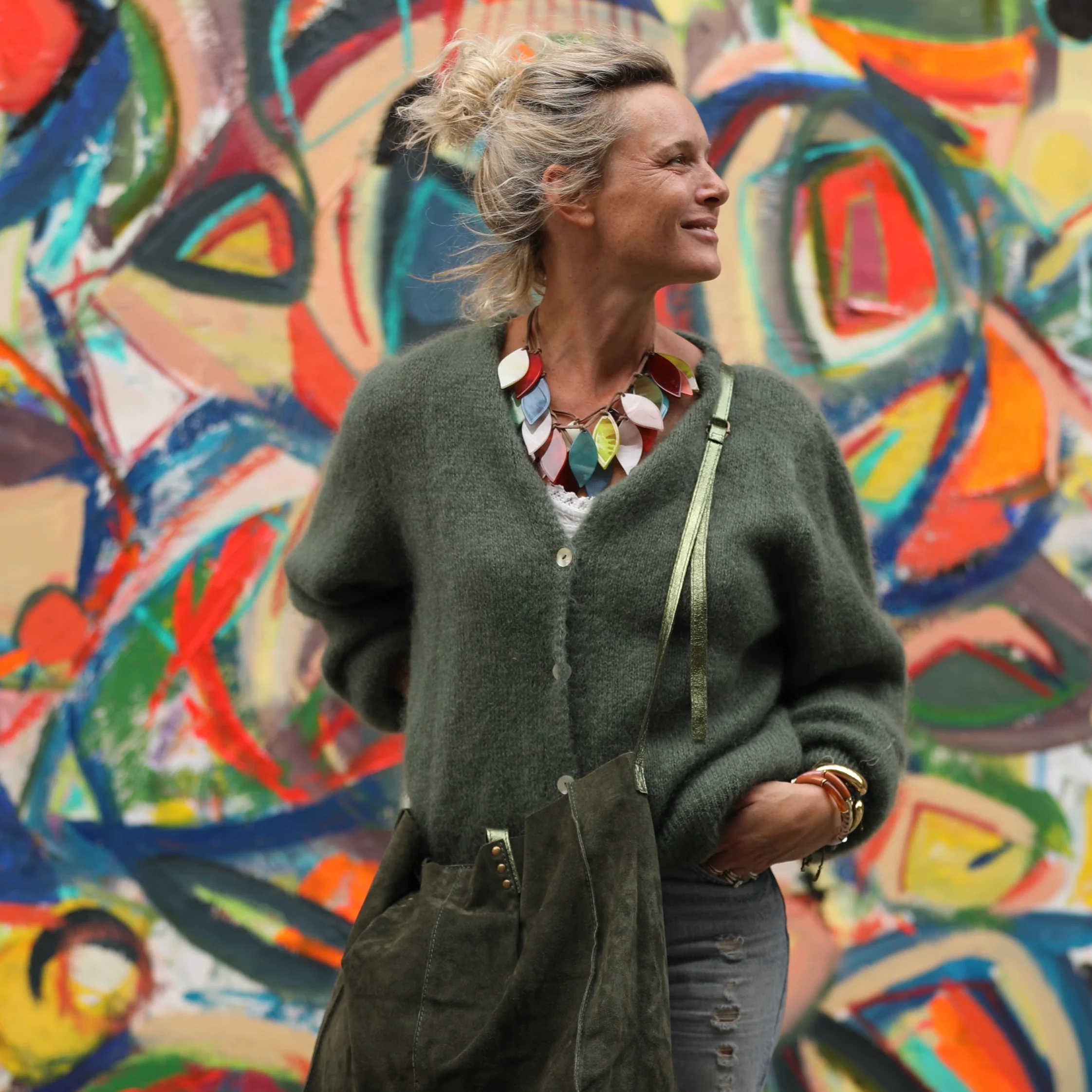Collier Arcane – Résine & Suédine - Image 2