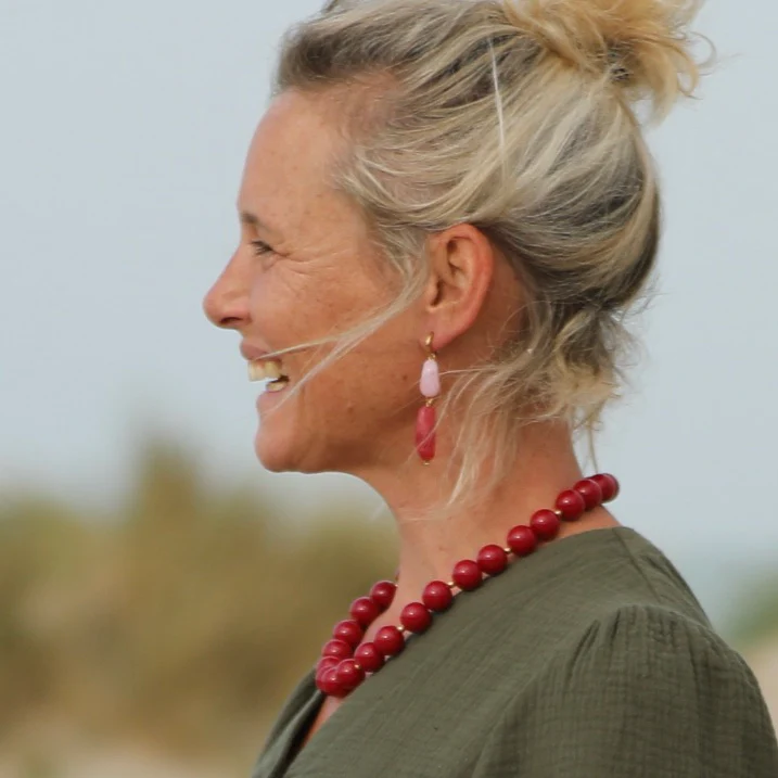 Collier Équinoxe – Rouge & Doré - Image 3