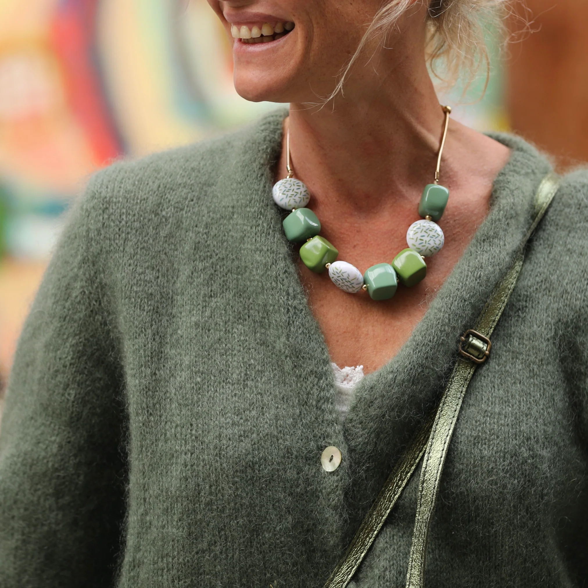 Collier Aurore – Vert & Doré - Image 3