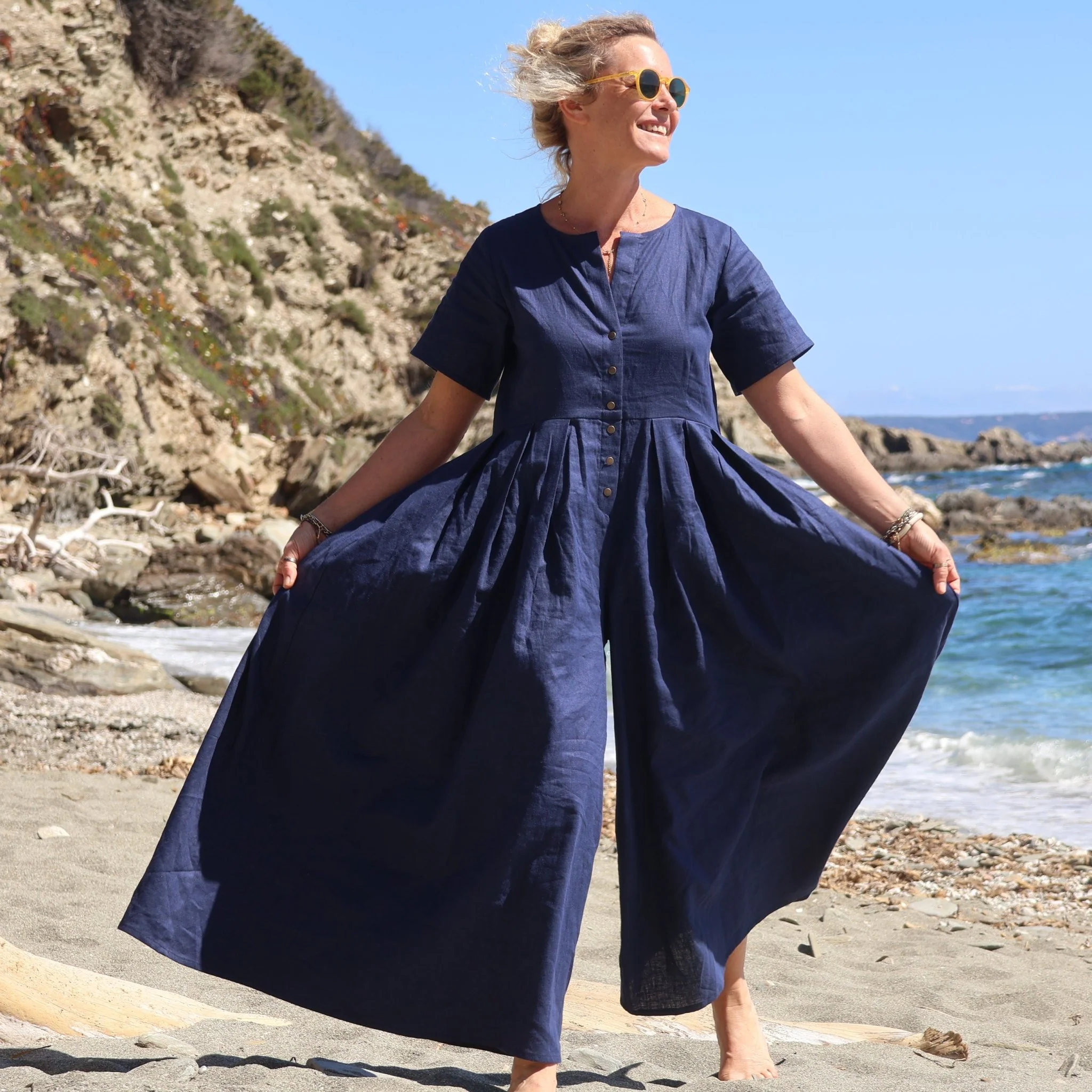 La combi India en lin bleu indigo - fourche courte adaptée jusqu'à 1m63 - Image 6