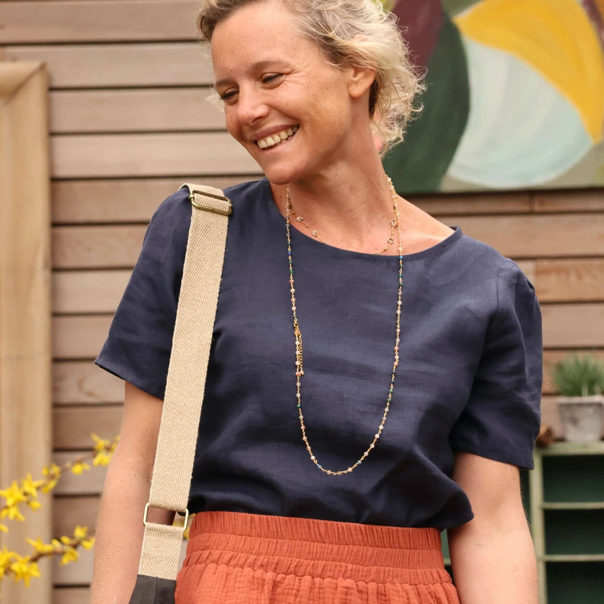 Blouse Eulalie col rond - manches courtes - lin marine - Image 3