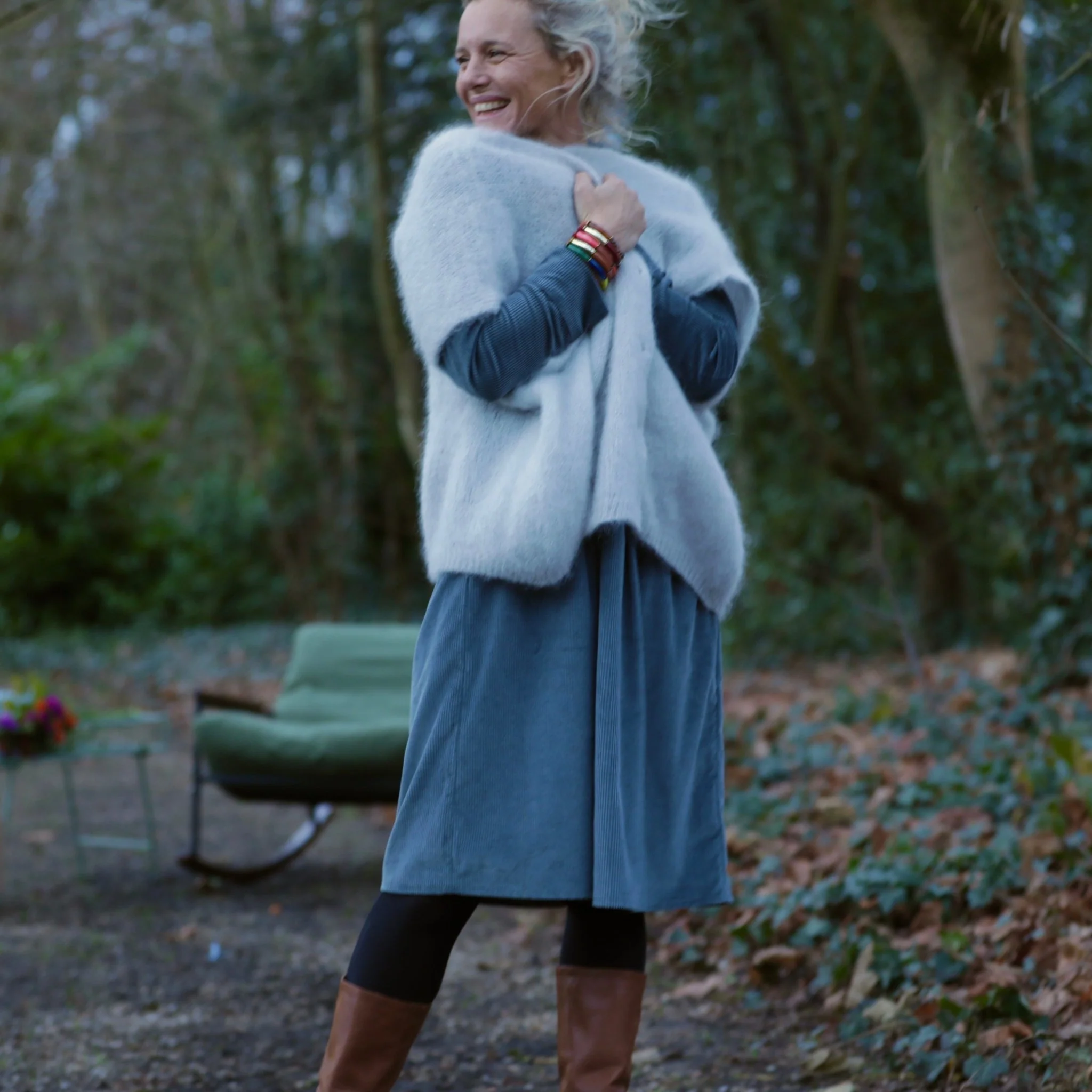 Robe Edonie coupe midi - Velours côtelé bleu grisé - Image 10