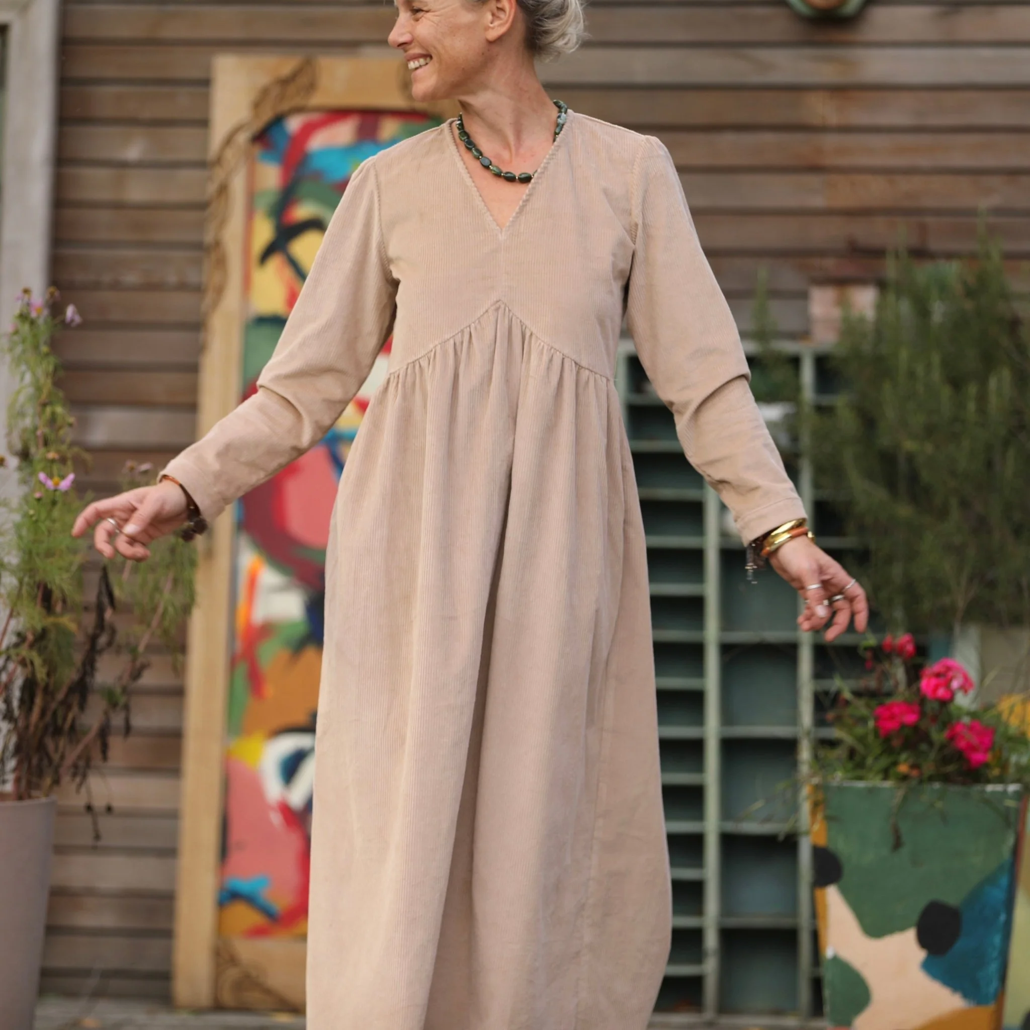 Robe Edonie manches longues - Velours côtelé sable - Image 3