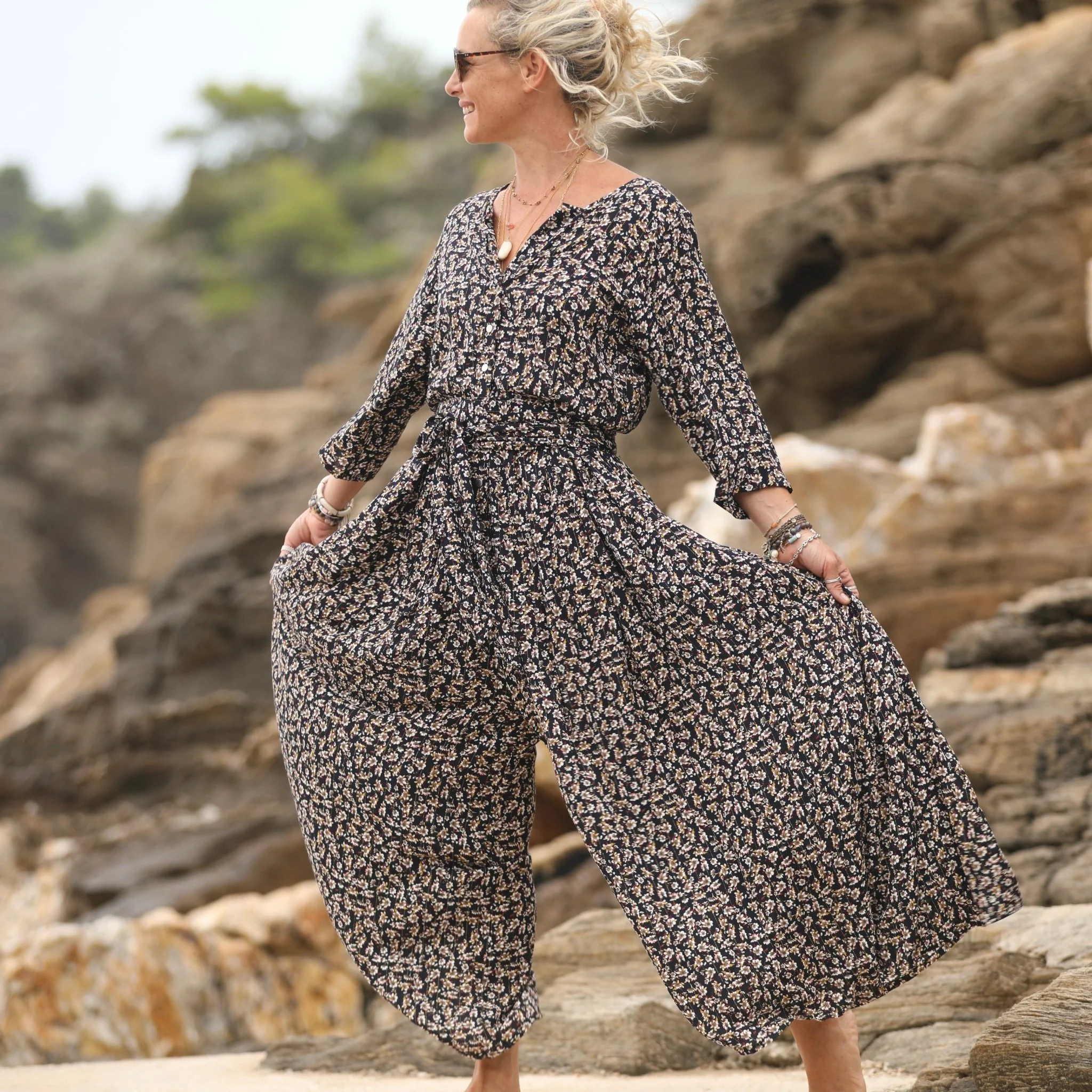 La combi India manches 3/4 en viscose fleurs de nuit - Image 3