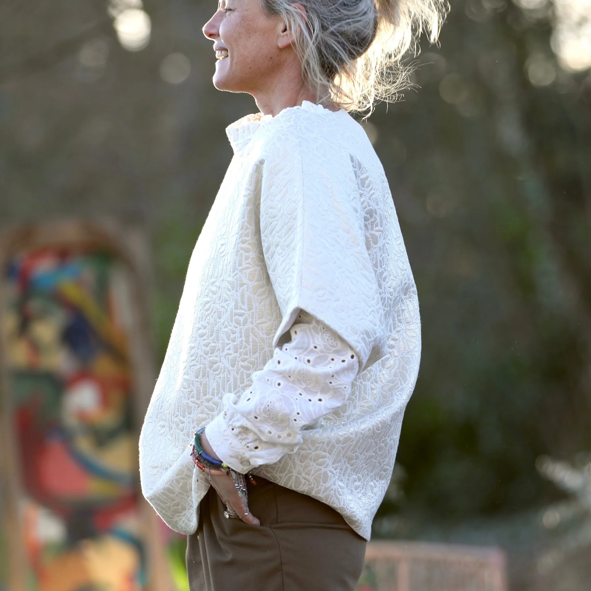Poncho Pétronille — Jacquard ivoire & doré - Image 7