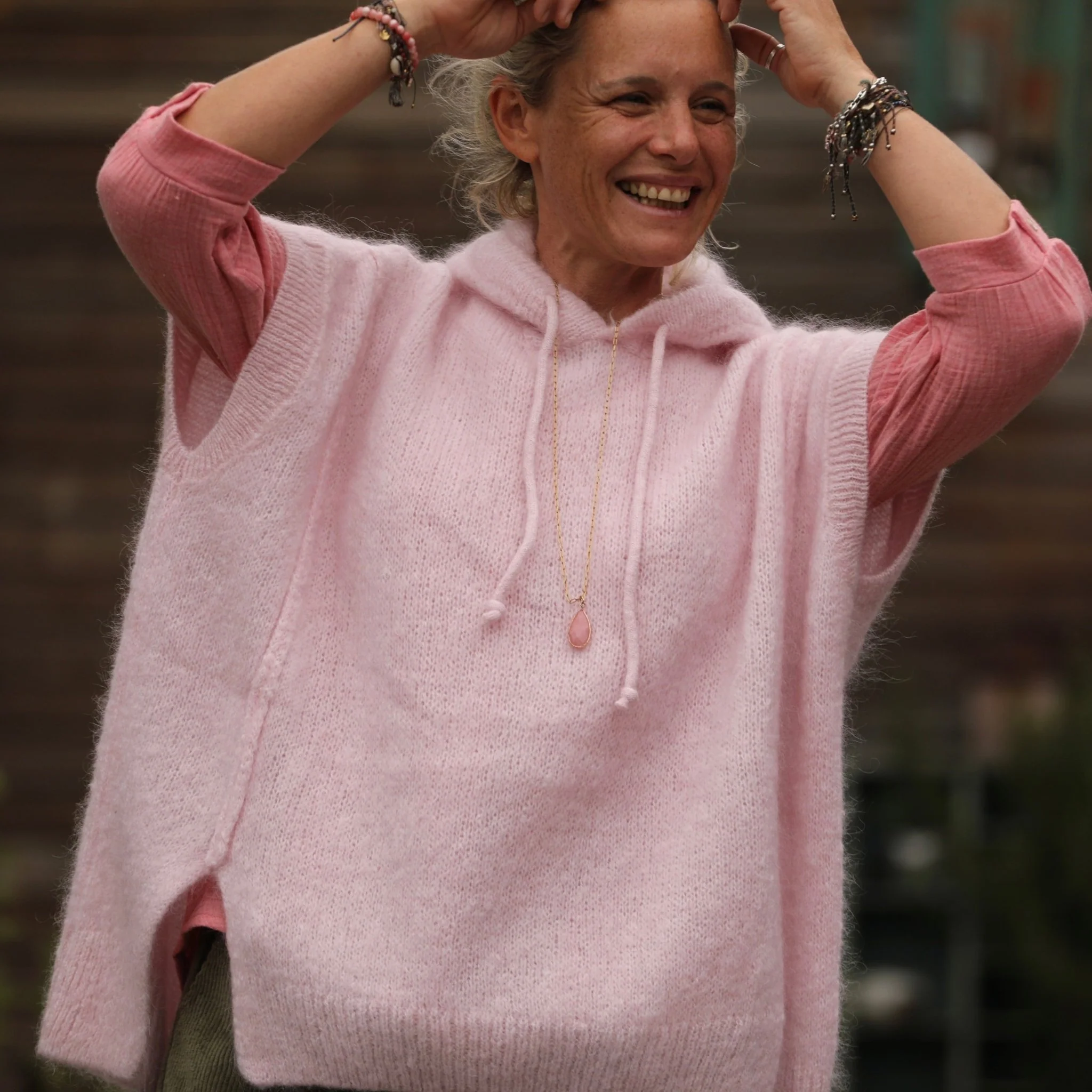 Pull capuche Calypso - Rose poudré