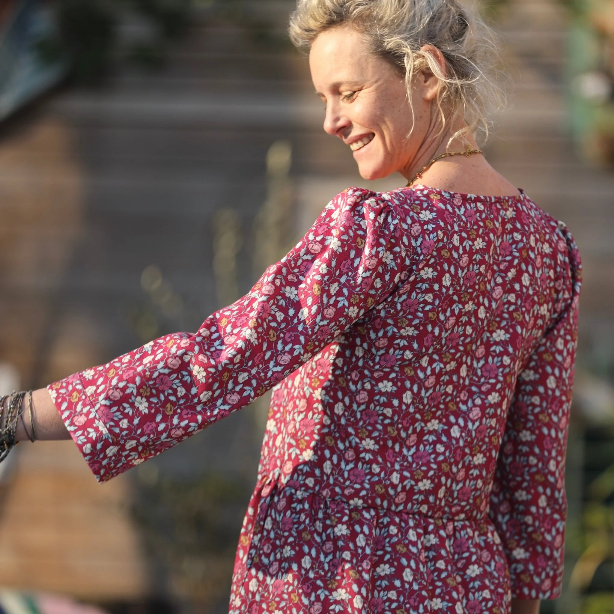 Robe Eglantine - armuré de coton fleuri grenat - Image 10
