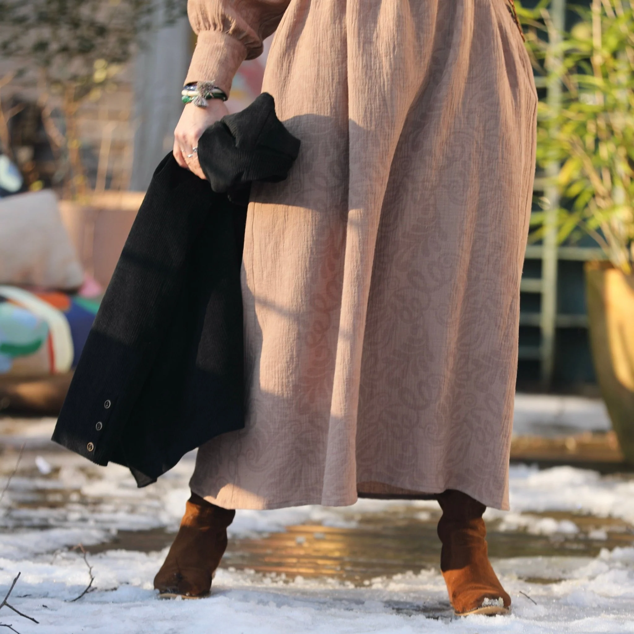 Robe Isis - jacquard coton/lin fleuri camel - Image 10