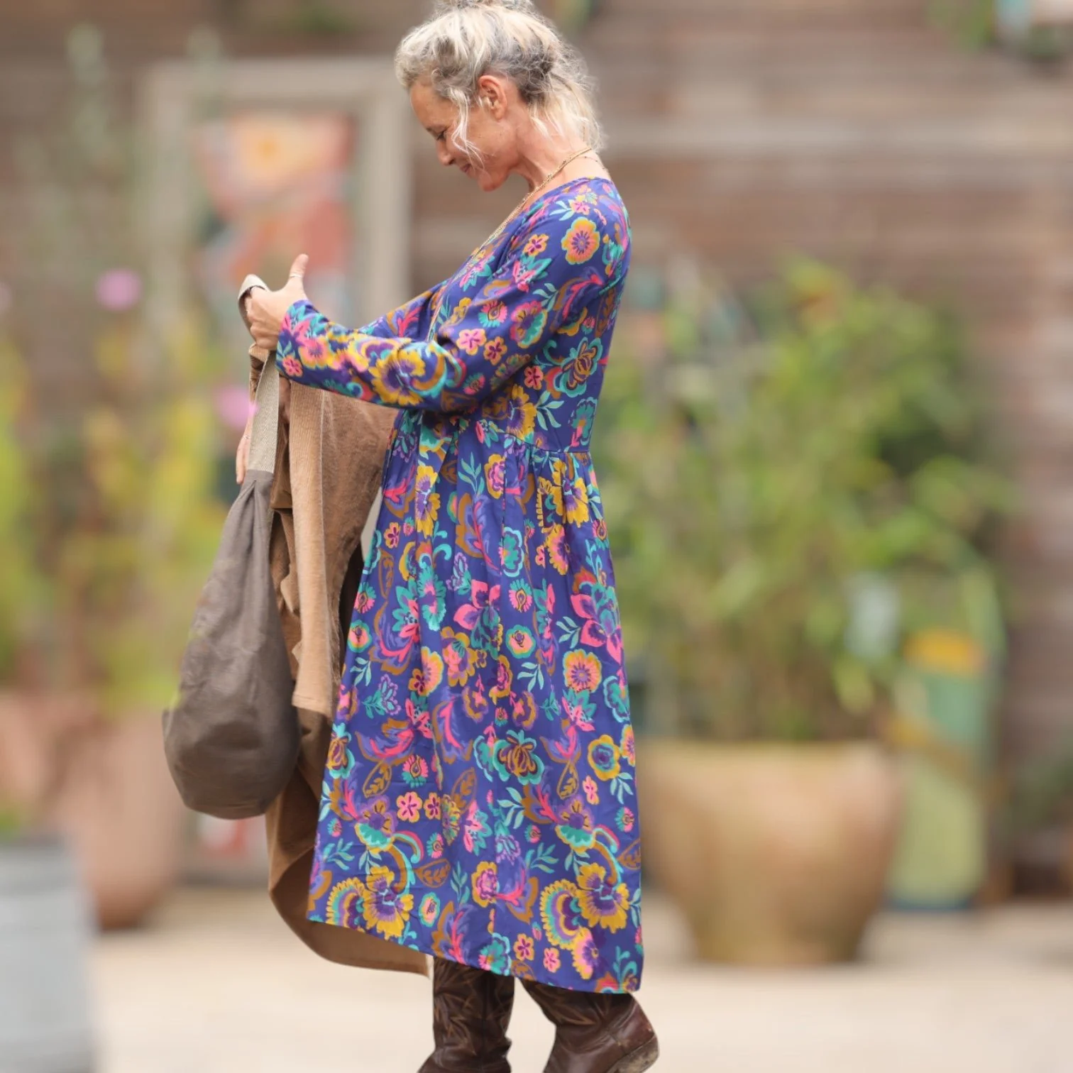 Robe Romane - viscose Explosion Florale - Image 9