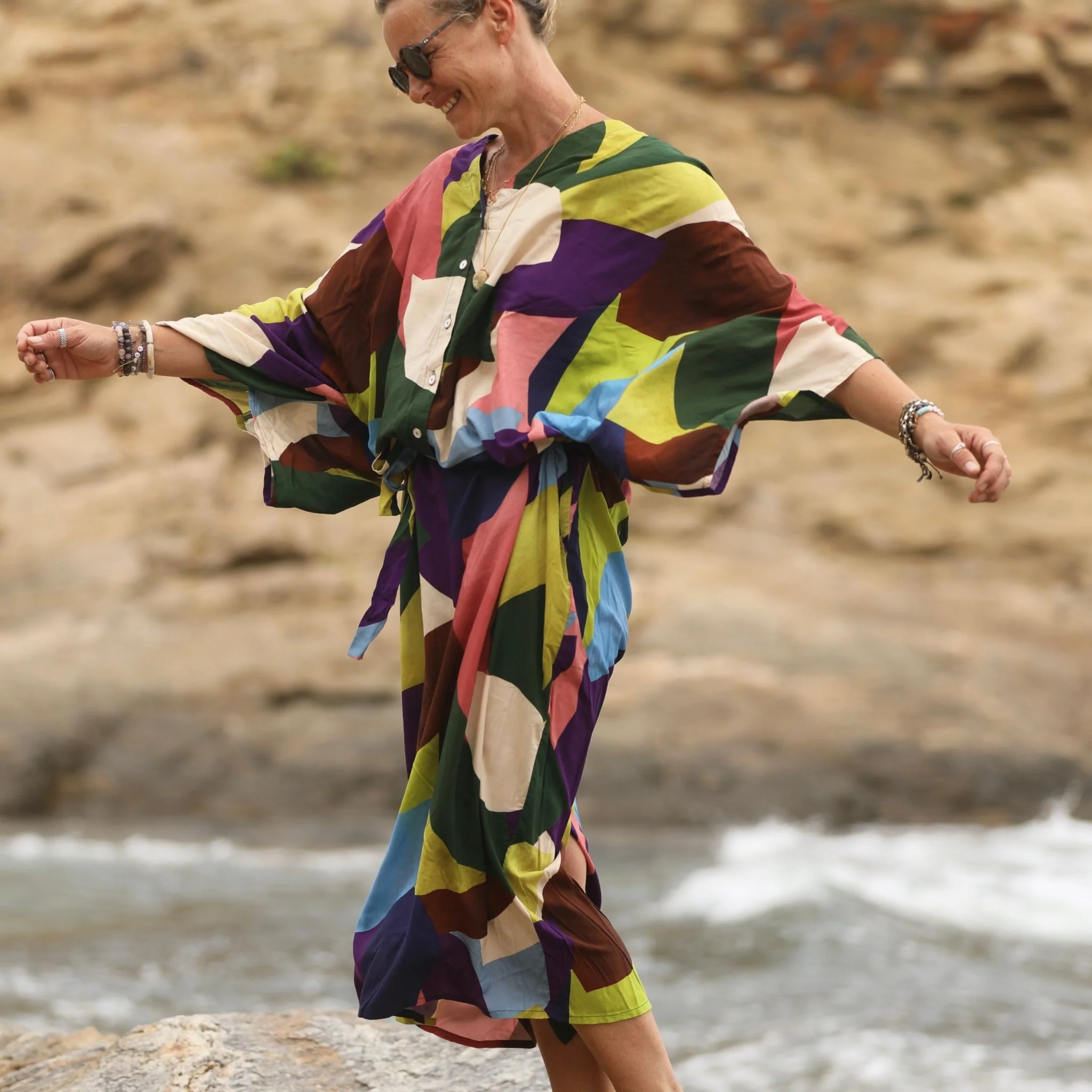 Robe Xiou viscose éclats de teintes - Image 3